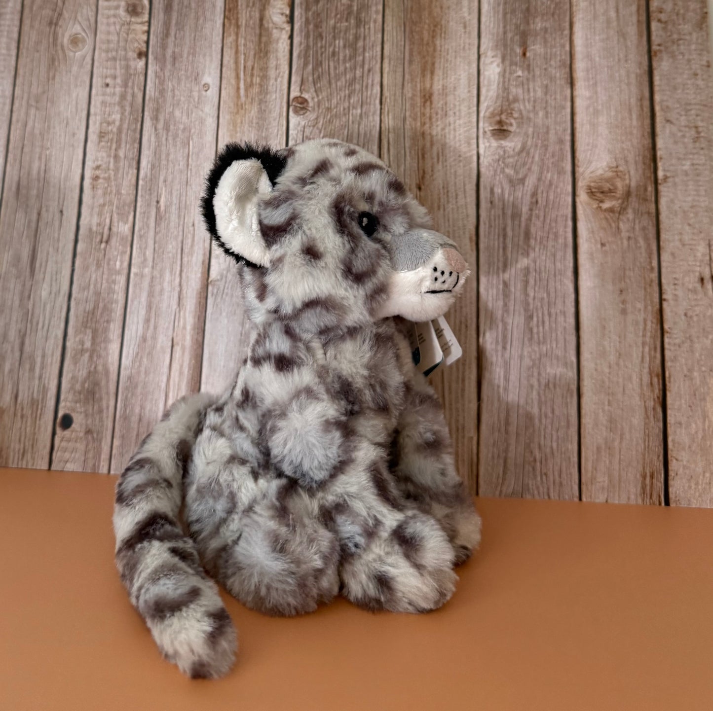 Snow Leopard 18cm